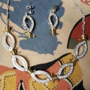 Barbwire necklace